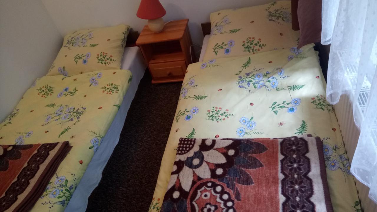 Hostel Dworek Osiecki Koral Osieki  Exteriör bild